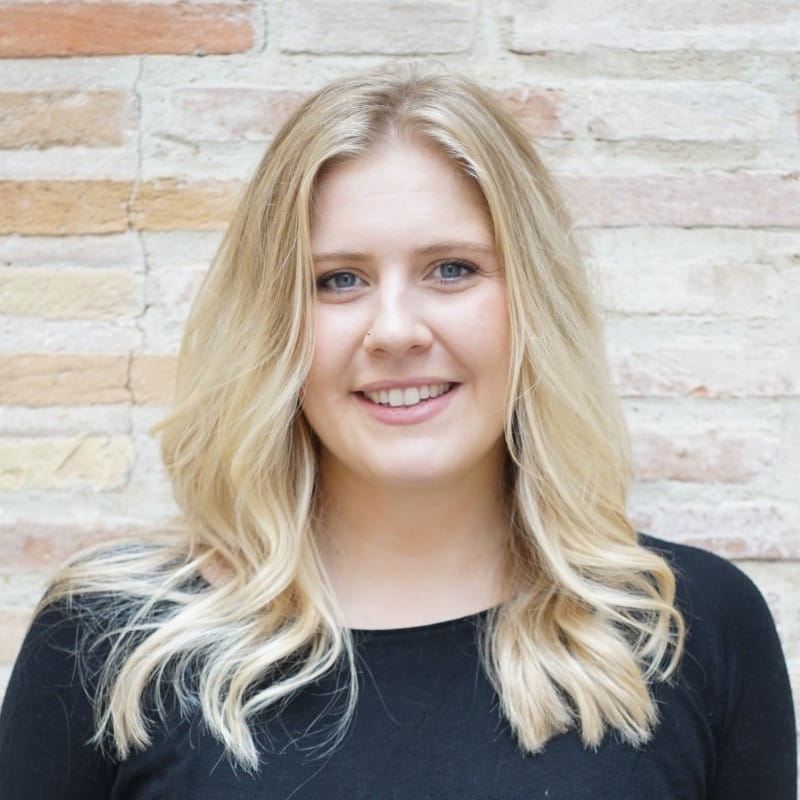 Lizzie Housley